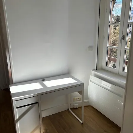 Gare Centre Apartment *